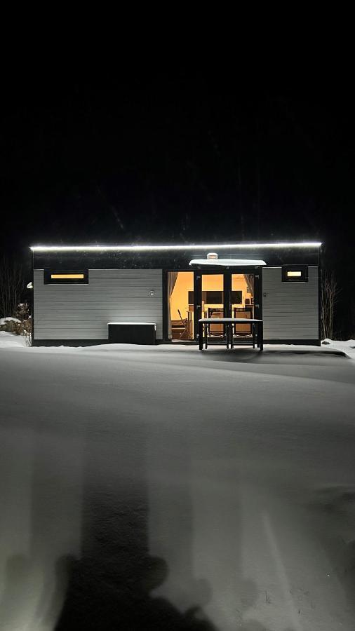 Evika Boutique Hotel Eskilsby Exterior photo